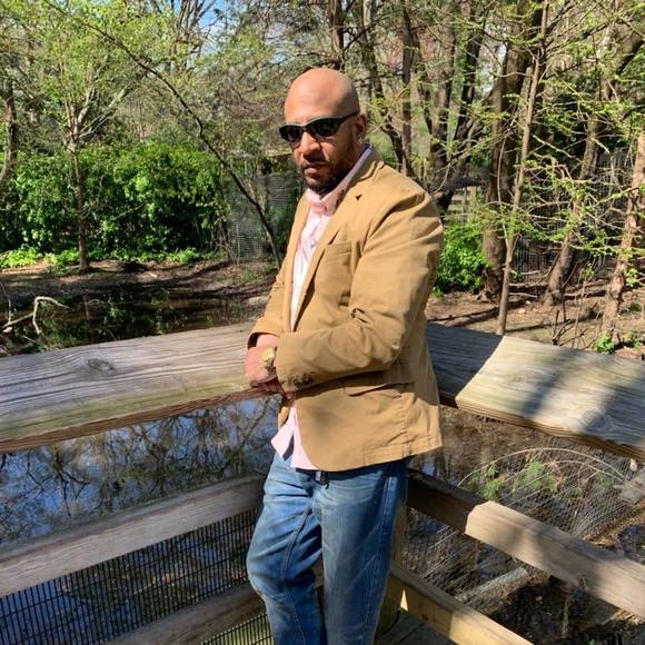 Meet your Posher, Hector - Picture 1 of 1